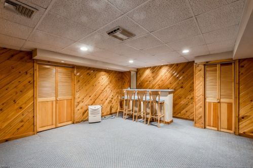 147 Riva Dr, Hackettstown NJ  07840-3728 exterior