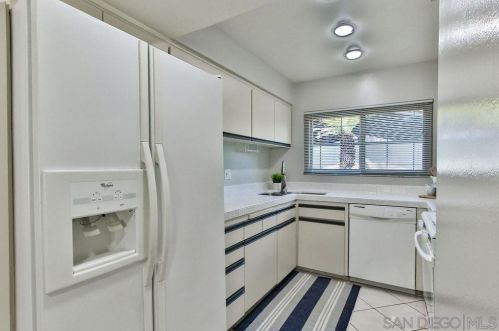 4323 Loma Riviera Ct, San Diego CA 92110-5504 exterior