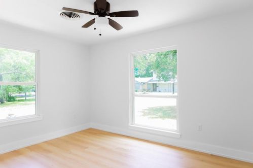 2300 Fair Oaks Dr, Austin TX 78745-2754 exterior