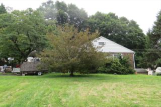 117 Zane Ave, Meadowbrook, PA 19046-5123