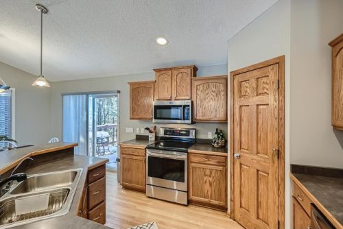 2229 White Pine Ct, Hudson WI  54016-2187 exterior