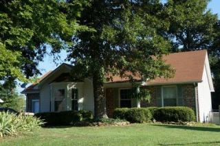 1811 Bourne Cir, Clarksville, TN 37043-5750