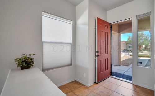 10053 Cedar Hill Dr, Tucson, AZ 85748-5107