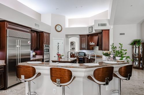 9610 Laurel Ln, Scottsdale AZ 85254-4901 exterior