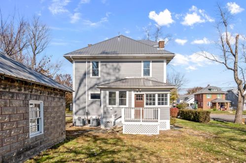 1027 Church St, Marion OH  43302-4408 exterior