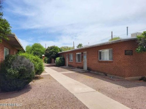 320 Campbell Ave, Tucson AZ 85718-1304 exterior