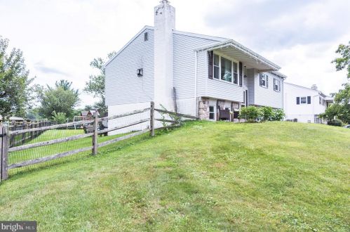 740 Rivendell Ln, Pottstown PA  19464-2729 exterior