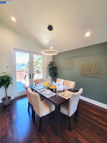 829 Katrina St, Livermore CA  94550-2392 exterior