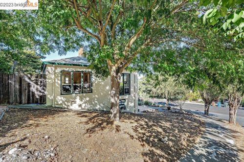 3798 Canyon Way, Pacheco CA  94553-3714 exterior