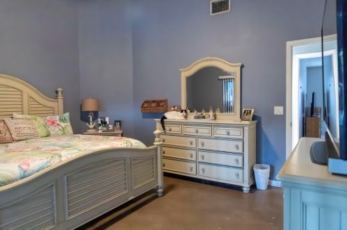 1860 Primrose Ln, West Palm Beach FL  33414-8673 exterior