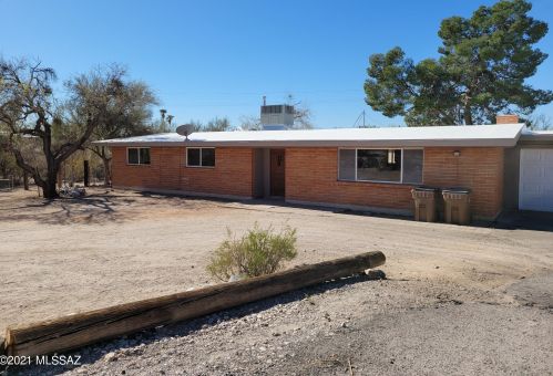1001 Las Lomitas Rd, Tucson, AZ 85704-2711