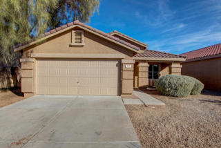 653 Heritage Dr, Gilbert, AZ 85296-2429