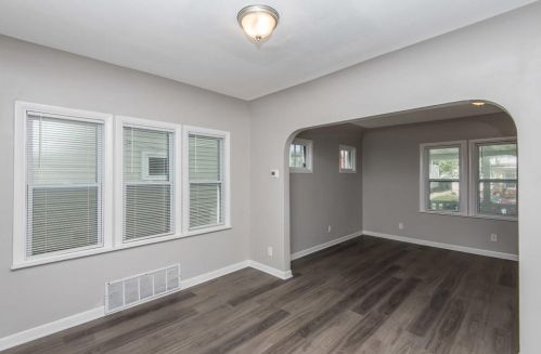 2414 55th St, Milwaukee WI  53210-2743 exterior