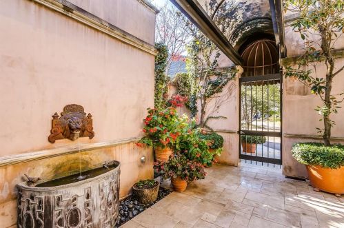 1905 Highland Park Cir, Fort Worth, TX 76107-3653