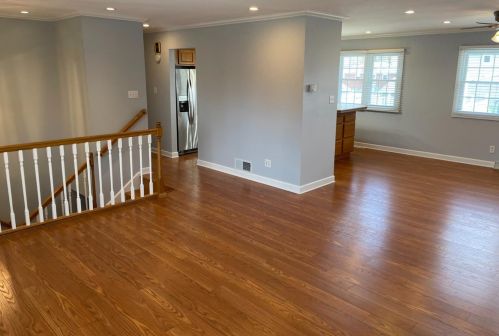 8725 Madison Ave, Hammond, IN 46321-2411