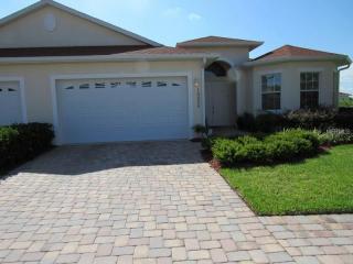 10205 Mainsail Dr, Oxford, FL 34484-3787