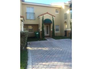 15845 70th Ter, Miami, FL 33193-3462