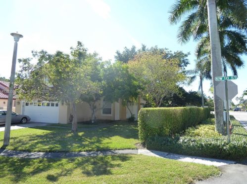 17474 10th St, Hollywood FL  33029-3116 exterior