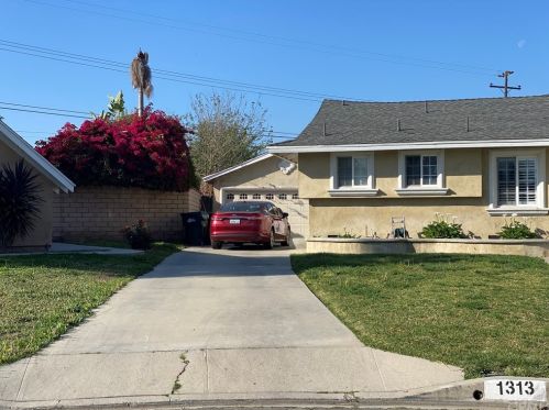 1313 Rimsdale Dr, West Covina, CA 91791-3818