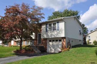 602 Cherry St, Longlevel, PA 17368-1000