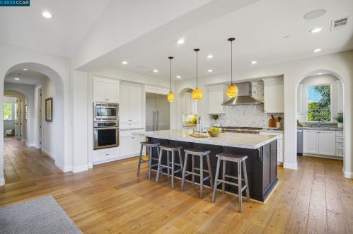 20 Rabble Rd, Orinda CA  94563-3718 exterior