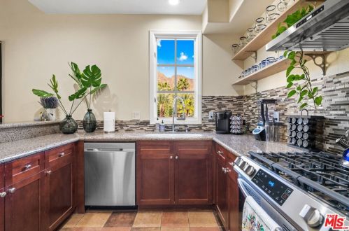 48867 Legacy Dr, La Quinta CA  92253-7114 exterior