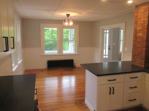 366 Roxbury St, Keene NH  03431-3876 exterior