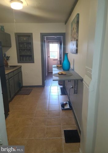 22 Ward Ave, Trenton NJ  08609-1626 exterior