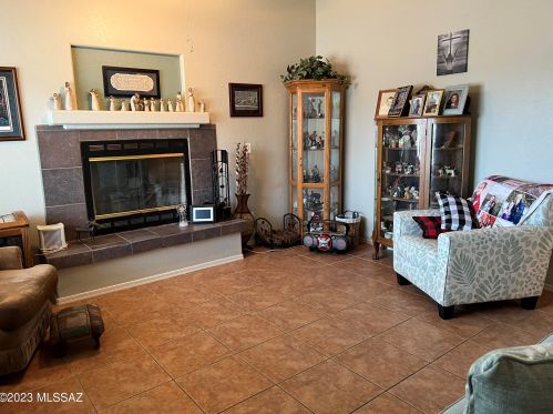 8790 Squaw Peak Dr, Tucson, AZ 85730-5704