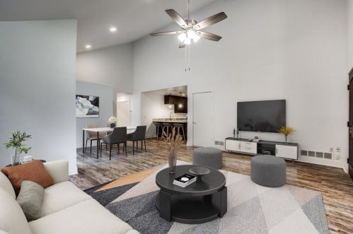 2728 Pinery Ln, Richardson TX  75080-1870 exterior