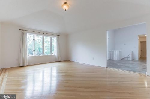 12 Oak Pl, Princeton NJ  08540-4745 exterior