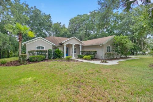 825 36th Ln, Ocala, FL 34471-8715