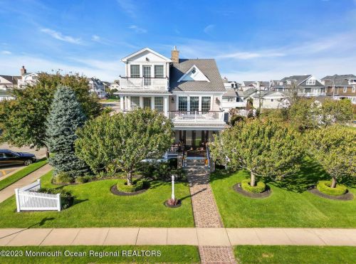 36 Lincoln Ave, Avon, NJ 07717-1418