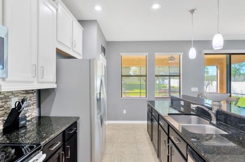 1854 Altavista Cir, Lakeland FL  33810-2795 exterior