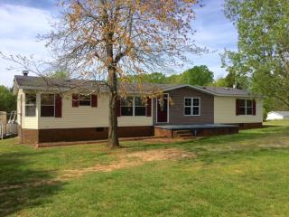 930 Sheffield Rd, Countyline, NC 28634-9092