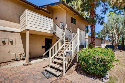 307 Stage Coach Rd, Oceanside, CA 92057-7002