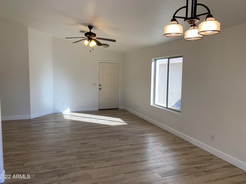 1637 Alicia Dr, Phoenix AZ  85042-6830 exterior