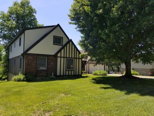 8215 Dilcrest Cir, Florence, KY 41042-9631