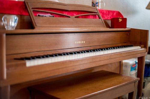 22721 Old Elsinore Rd, Perris CA  92570-8508 exterior