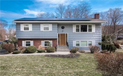 171 Ridge Rd, Valley Cottage, NY 10989-2353