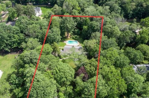 28 Haviland Rd, Stamford, CT 06903-3322