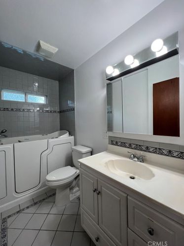 12251 Terry Cir, Garden Grove CA  92840-2936 exterior
