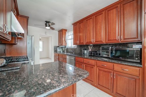 2128 Marine Ave, Gardena CA  90249-3819 exterior