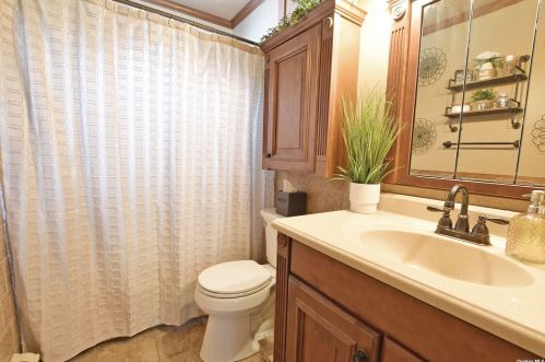 43 Madeline Rd, Panamoka NY  11961-2943 exterior