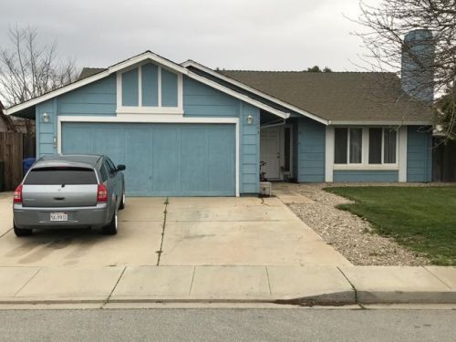 1203 Cabernet Dr, Gonzales, CA 93926-9416
