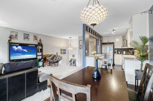 10741 Cavell Rd, Minneapolis, MN 55438-2228