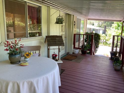 10099 Hidden Springs Dr, Grass Valley, CA 95949-9245