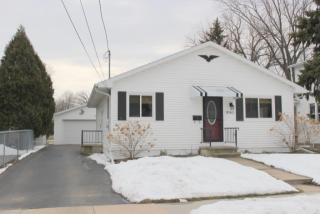 1043 7th Ave, Oshkosh, WI 54902-5735