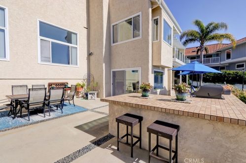 30525 Rhone Dr, Rancho Palos Verdes CA  90275-5742 exterior