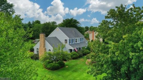 13 Woodside Ln, Flemington NJ  08822-3221 exterior